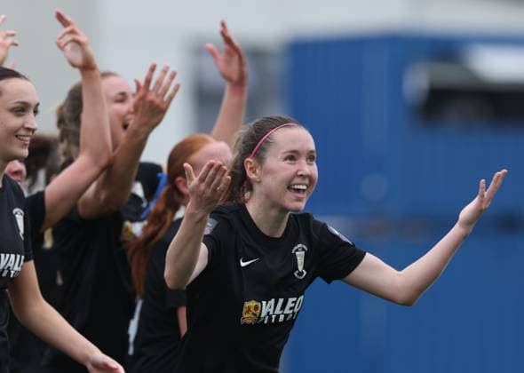 UEFA Women s Champions League First Qualifying Round Final, Athlone Town Stadium, Athlone 2 8 2025 Athlone Town vs ZNK Agram Athlone™s Hannah Waesch celebrates after scoring their 2nd goal Hannah Waesch celebrates after scoring their 2nd goal 2 8 2025  Copyright: x INPHO LorrainexOSullivanx 1Q0A1211