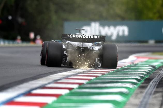 August 2, 2025, Budapest, Budapest, Hungary: George Russell in his Mercedes F1 car during the qualifying session on the second day of the Formula One Hungarian Grand Prix, held at the Hungaroring Budapest Hungary - ZUMAs291 20250802_zip_s291_107 Copyright: xBalintxSzentgallayx