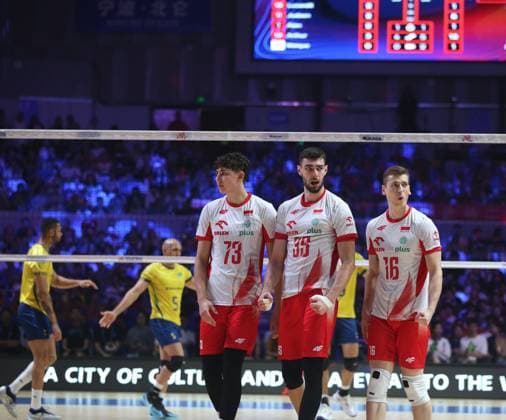 (250802) -- NINGBO, Aug. 2, 2025 -- Players of Poland celebrate during the semifinal match between Poland and Brazil at the 2025 Volleyball Nations League (VNL) Men s Final Round in Ningbo, east China s Zhejiang Province, Aug. 2, 2025. (Photo by Xinhua) (SP)CHINA-NINGBO-VOLLEYBALL-VOLLEYBALL NATIONS LEAGUE-POLAND VS BRAZIL (CN) SuoxXianglu 