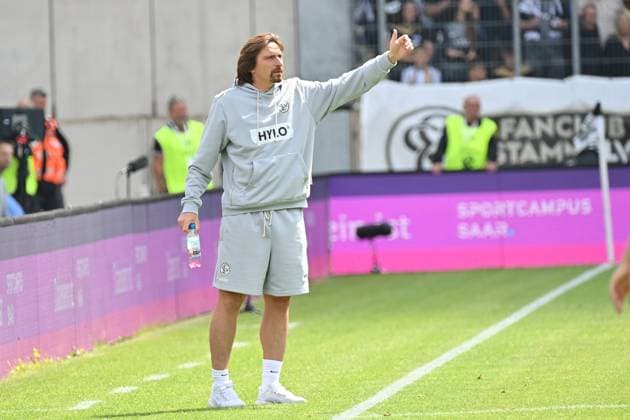 02 08 2025, xjrdrx, Soccer 2 Bundesliga, SV Elversberg 1 FC Nürnberg v l Coach Vincent Wagner SV Elversberg DFL DFB REGULATIONS PROHIBIT ANY USE OF PHOTOGRAPHS as IMAGE SEQUENCES and or QUASI VIDEO Elversberg
