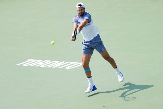 ATP, Tennis Herren Masters 1000 National Bank Open Toronto Presented by Rogers 2025 - Day 8 Karen Khachanov of Russia plays a backhand against Casper Ruud of Norway during the Men s Singles round of 16 match on day 8 of the ATP Masters 1000 National Bank Open at Sobeys Stadium. on August 2, 2025 in Toronto, Canada. (Photo by Leonardo Ramirez Eyepix Group) Copyright: xLeonardoxRamirezx xEyepixxGroupx LR-01082025-08807