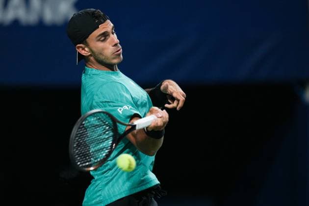ATP, Tennis Herren Masters 1000 National Bank Open Toronto Presented by Rogers 2025 - Day 8 Francisco Cerundolo of Argentina plays a forehand against Alexander Zverev of Germany during the Men s Singles round of 16 match on day 8 of the ATP Masters 1000 National Bank Open at Sobeys Stadium. on August 2, 2025 in Toronto, Canada. (Photo by Leonardo Ramirez Eyepix Group) Copyright: xLeonardoxRamirezx xEyepixxGroupx LR-01082025-03202