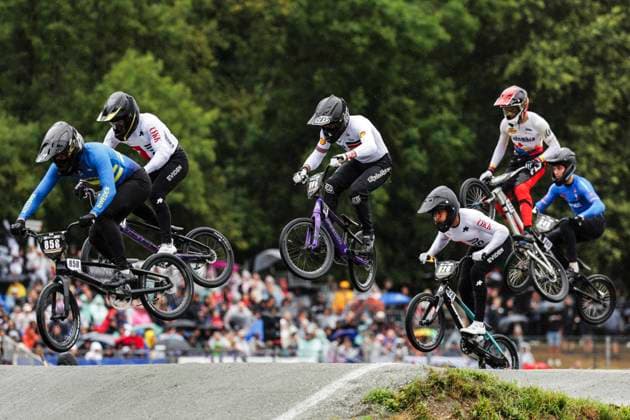 2025 UCI BMX Racing World Championships Picture by Alex Whitehead SWpix.com - 03 08 2025 - Cycling - 2025 UCI BMX Racing World Championships - Copenhagen, Denmark - Men Junior Quarter-finals - Jesper Vahlberg (Sweden), Jimmy Criddle (Great Britain), David Ferreira (Switzerland) Copyright: x xSWpix.comx(t axPhotographyxHubxLtd)xAlexxWhitehead SWpix.comx SWP-3030-0326
