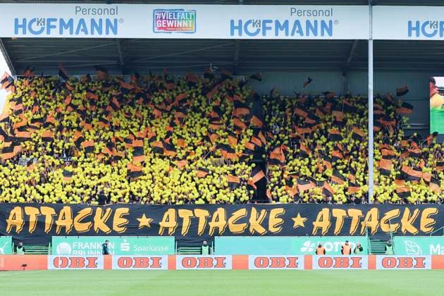The fans of Dynamo Dresden show a choreography, 2 Bundesliga, SpVgg Greuther Fürth v Dynamo Dresden, Sportpark Ronhof Thomas Sommer, August 3, 2025 in Fürth, Germany Photo by Marco Steinbrenner DeFodi Images The fans of Dynamo Dresden show a choreography, 2 Bundesliga, SpVgg Greuther Fürth v Dynamo Dresden, Sportpark Ronhof Thomas Sommer, August 3, 2025 in Fürth, Germany Photo by Marco Steinbrenner DeFodi Images DFB DFL REGULATIONS PROHIBIT ANY USE OF PHOTOGRAPHS AS IMAGE SEQUENCES AND OR QUASI VIDEO
