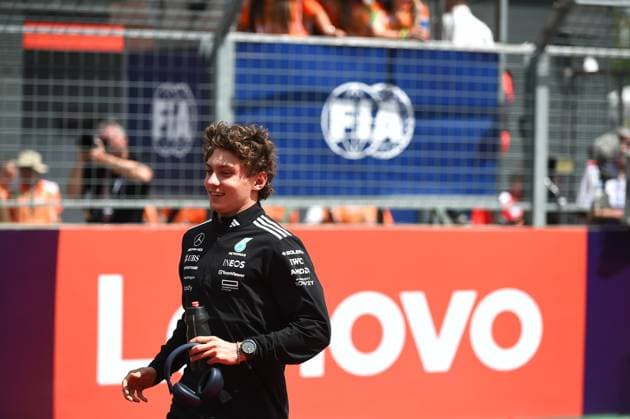 August 3, 2025, Budapest, Budapest, Hungary: Kimi Antonelli, driver for Mercedes during the drivers parade before the Formula One Hungarian Grand Prix, held at the Hungaroring Budapest Hungary - ZUMAs291 20250803_zip_s291_010 Copyright: xBalintxSzentgallayx