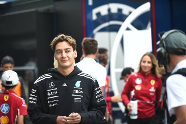 August 3, 2025, Budapest, Budapest, Hungary: George Russell, driver for Mercedes during the drivers parade before the Formula One Hungarian Grand Prix, held at the Hungaroring Budapest Hungary - ZUMAs291 20250803_zip_s291_013 Copyright: xBalintxSzentgallayx