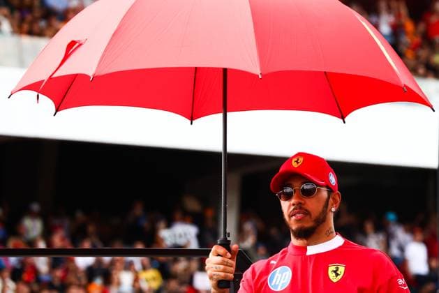 F1 Hungarian Grand Prix Lewis Hamilton of Ferrari during Drivers Parade ahead of the Formula 1 Hungarian Grand Prix at the Hungaroring circuit in Mogyorod near Budapest on August 3rd, 2025. Budapest Hungary  Copyright: xBeataxZawrzelx originalFilename:zawrzel-f1hungar250803_nplOt.jpg