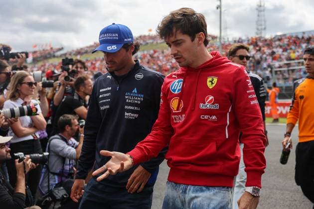 August 3, 2025, Budapest, Hungary: Charles Leclerc of Ferrari and Carlos Sainz of Williams during Drivers Parade ahead of the Formula 1 Hungarian Grand Prix at the Hungaroring circuit in Mogyorod near Budapest on August 3rd, 2025. Budapest Hungary - ZUMAz156 0828731568st Copyright: xBeataxZawrzelx