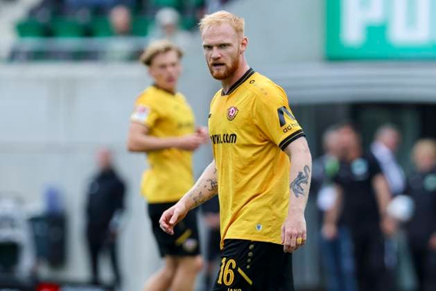Nils Froeling Dynamo Dresden looks disappointed, 2 Bundesliga, SpVgg Greuther Fürth v Dynamo Dresden, Sportpark Ronhof Thomas Sommer on August 03, 2025 in Fürth, Germany Photo by Marco Steinbrenner DeFodi Images Nils Froeling Dynamo Dresden looks dejected, 2 Bundesliga, SpVgg Greuther Fürth v Dynamo Dresden, Sportpark Ronhof Thomas Sommer, August 3, 2025 in Fürth, Germany Photo by Marco Steinbrenner DeFodi Images DFB DFL REGULATIONS PROHIBIT ANY USE OF PHOTOGRAPHS AS IMAGE SEQUENCES AND OR QUASI VIDEO