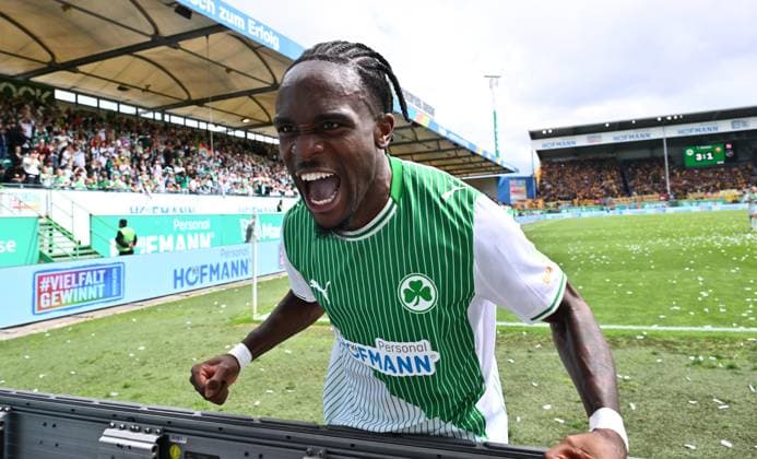 03 08 2025 Soccer Season 2025 2026 2 Soccer Bundesliga 01 Matchday SpVgg Greuther Fürth Kleeblatt SG Dynamo Dresden SGD Sportfoto Zink xwoxzix DFL regulations prohibit any use of photographs as image sequences and or quasi video only for editorial use Torjubel Jubel Freude nach Treffer Tor Torschuß zum 3 1 durch Noel Futkeu 9, SpVgg Greuther Fürth