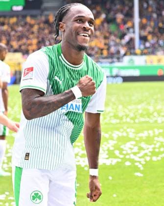 03 08 2025 Soccer Season 2025 2026 2 Soccer Bundesliga 01 Matchday SpVgg Greuther Fürth Kleeblatt SG Dynamo Dresden SGD Sportfoto Zink xwoxzix DFL regulations prohibit any use of photographs as image sequences and or quasi video only for editorial use Torjubel Jubel Freude nach Treffer Tor Torschuß zum 3 1 durch Noel Futkeu 9, SpVgg Greuther Fürth
