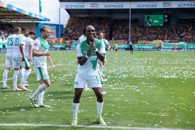 Noel Futkeu 9 Spvgg Greuther Fuerth celebrates after his goal for 3 1, Spvgg Greuther Fuerth vs SG Dynamo Dresden, DFL, 2 Bundesliga, Saison 2025 2026, Hinrunde, 1 Spieltag, 03 08 2025 DFB regulations prohibit any use of photographs as image sequences and or quasi video Fuerth Bayern Germany Copyright: xkolbert-press MartinxAgüerax
