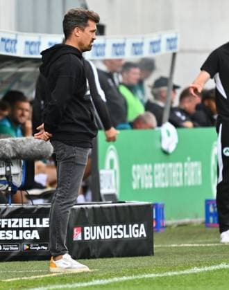 03 08 2025 Soccer Season 2025 2026 2 Soccer Bundesliga 01 Matchday SpVgg Greuther Fürth Kleeblatt SG Dynamo Dresden SGD Sportfoto Zink xwoxzix DFL regulations prohibit any use of photographs as image sequences and or quasi video only for editorial use Thomas Stamm Trainer SG Dynamo Dresden SGD