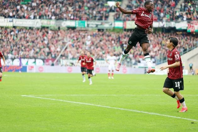 03.08.2025, xrekx, Fussball 2.Bundesliga, Hannover 96 - 1.FC Kaiserslautern v.l. Torjubel nach dem Tor zum 1:0 celebrating the goal celebrate durch Noel Aseko (Hannover 96) mit Daisuke Yokota (Hannover 96) (DFL DFB REGULATIONS PROHIBIT ANY USE OF PHOTOGRAPHS as IMAGE SEQUENCES and or QUASI-VIDEO) Hannover *** 03 08 2025, xrekx, Fußball 2 Bundesliga, Hannover 96 1 FC Kaiserslautern v l Torjubel nach dem Tor zum 1 0 celebrating the goal celebrate durch Noel Aseko Hannover 96 mit Daisuke Yokota Hannover 96 DFL DFB REGULATIONS PROHIBIT ANY USE OF PHOTOGRAPHS as IMAGE SEQUENCES and or QUASI VIDEO Hannover