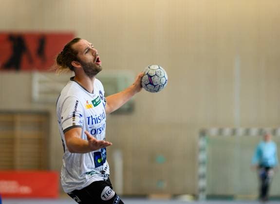 Rasmus Madsen Mors Thy Handbold, 28 , is whistled off, Sparkassen Cup, handball competition, HBW Balingen Weilstetten vs Mors Thy Handbold, men, 3 tournament day, match time 2025, 03 08 2025 Eibner Pressefoto Andreas Ulmer Sparkassen Cup, handball competition, HBW Balingen Weilstetten vs Mors Thy Handbold, men, 3 tournament day, match time 2025, 03 08 2025 Altensteig Copyright: xEibner-Pressefoto AndreasxUlmerx EP_AUR