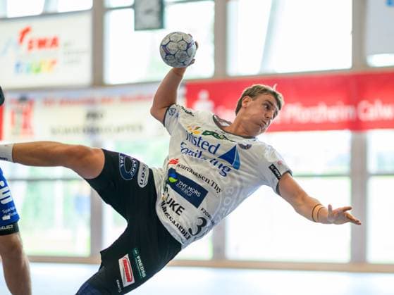 Kasper Didriksen Mors Thy Handbold, 33 , at goal throw, Sparkassen Cup, handball competition, HBW Balingen Weilstetten vs Mors Thy Handbold, men, 3 tournament day, match time 2025, 03 08 2025 Eibner Pressefoto Andreas Ulmer Sparkassen Cup, handball competition, HBW Balingen Weilstetten vs Mors Thy Handbold, men, 3 tournament day, match time 2025, 03 08 2025 Altensteig Copyright: xEibner-Pressefoto AndreasxUlmerx EP_AUR
