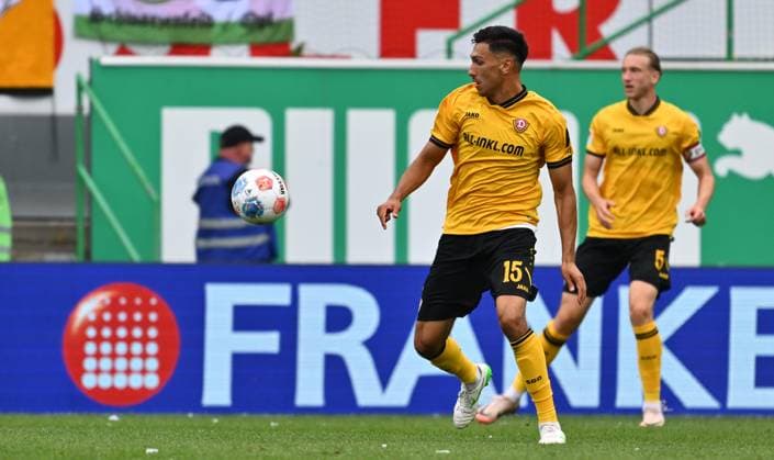03 08 2025 Soccer Season 2025 2026 2 Soccer Bundesliga 01 Matchday SpVgg Greuther Fürth Kleeblatt SG Dynamo Dresden SGD Sportfoto Zink xwoxzix DFL regulations prohibit any use of photographs as image sequences and or quasi video only for editorial use Claudio Kammerknecht 15, SG Dynamo Dresden SGD
