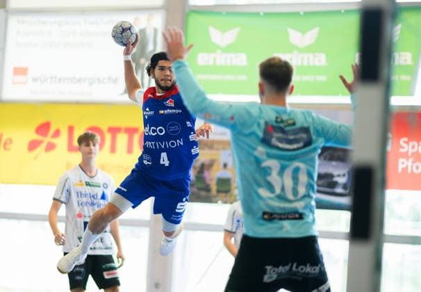 Tim Ruggiero Matthes HBW Balingen Weilstetten, 04 , at circle throw, Sparkassen Cup, handball competition, HBW Balingen Weilstetten vs Mors Thy Handbold, men, 3 tournament day, season 2025, 03 08 2025 Eibner Pressefoto Andreas Ulmer Sparkassen Cup, handball competition, HBW Balingen Weilstetten vs Mors Thy Handbold, men, 3 tournament day, season 2025, 03 08 2025 Altensteig Copyright: xEibner-Pressefoto AndreasxUlmerx EP_AUR