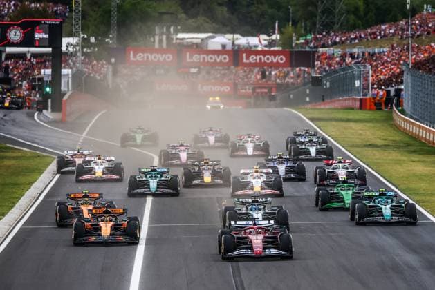 F1 Hungarian Grand Prix Charles Leclerc of Ferrari leads at the start of the Formula 1 Hungarian Grand Prix at the Hungaroring circuit in Mogyorod near Budapest on August 3rd, 2025. Budapest Hungary  Copyright: xBeataxZawrzelx originalFilename:zawrzel-f1hungar250803_np7Qu.jpg