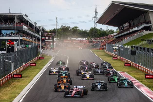 August 3, 2025, Budapest, Hungary: Charles Leclerc of Ferrari leads during the start of the Formula 1 Hungarian Grand Prix at the Hungaroring circuit in Mogyorod near Budapest on August 3rd, 2025. Budapest Hungary - ZUMAz156 0828758069st Copyright: xBeataxZawrzelx