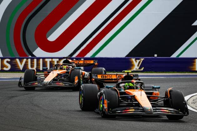 F1 - HUNGARIAN GRAND PRIX 2025 04 NORRIS Lando (gbr), McLaren F1 Team MCL39, 81 PIASTRI Oscar (aus), McLaren F1 Team MCL39, action during the 2025 Formula 1 Lenovo Hungarian Grand Prix, 14th round of the 2025 FIA Formula One World Championship, WM, Weltmeisterschaft from August 1 to 3, 2025 on the Hungaroring, in Mogyorod, Hungary - MogyorodHungary  Copyright: xFLORENTxGOODENx