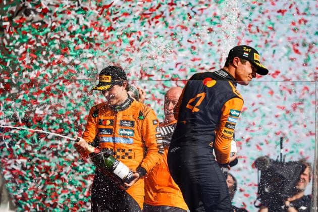 F1 - HUNGARIAN GRAND PRIX 2025 Podium: NORRIS Lando (gbr), McLaren F1 Team MCL39, PIASTRI Oscar (aus), McLaren F1 Team MCL39, portrait during the 2025 Formula 1 Lenovo Hungarian Grand Prix, 14th round of the 2025 FIA Formula One World Championship, WM, Weltmeisterschaft from August 1 to 3, 2025 on the Hungaroring, in Mogyorod, Hungary - MogyorodHungary  Copyright: xFLORENTxGOODENx