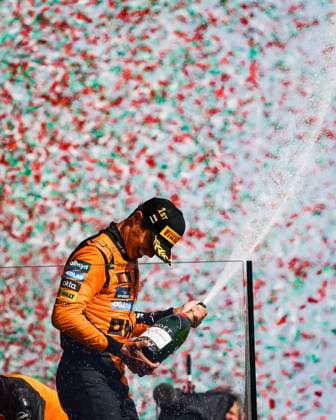 F1 - HUNGARIAN GRAND PRIX 2025 NORRIS Lando (gbr), McLaren F1 Team MCL39, portrait podium during the 2025 Formula 1 Lenovo Hungarian Grand Prix, 14th round of the 2025 FIA Formula One World Championship, WM, Weltmeisterschaft from August 1 to 3, 2025 on the Hungaroring, in Mogyorod, Hungary - MogyorodHungary  Copyright: xFLORENTxGOODENx