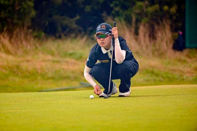 3rd August 2025; Royal Porthcawl Golf Club, Porthcawl, Wales; AIG Womens Open Golf, Final Round; In Gee Chun reading the green on 13  AledxHopkins