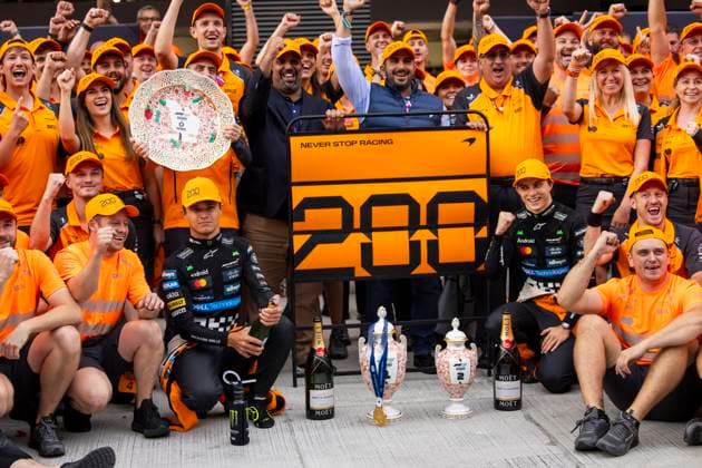 F1 - HUNGARIAN GRAND PRIX 2025 PIASTRI Oscar (aus), McLaren F1 Team MCL39, NORRIS Lando (gbr), McLaren F1 Team MCL39, portrait celebrating their 1-2 during the 2025 Formula 1 Lenovo Hungarian Grand Prix, 14th round of the 2025 FIA Formula One World Championship, WM, Weltmeisterschaft from August 1 to 3, 2025 on the Hungaroring, in Mogyorod, Hungary - MogyorodHungary Copyright: xJulienxDelfossex