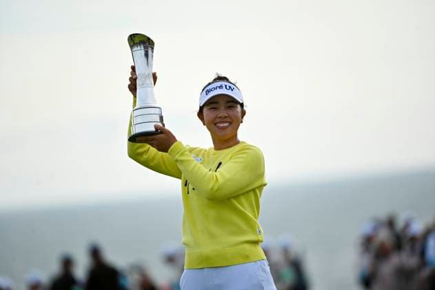 3rd August 2025; Royal Porthcawl Golf Club, Porthcawl, Wales; AIG Womens Open Golf, Final Round; Miyu Yamashita raises the womens open trophy  AledxHopkins