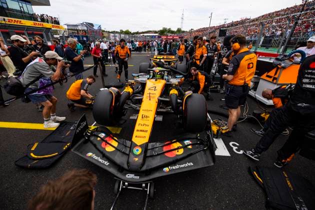 F1 - HUNGARIAN GRAND PRIX 2025 04 NORRIS Lando (gbr), McLaren F1 Team MCL39, on the grid during the 2025 Formula 1 Lenovo Hungarian Grand Prix, 14th round of the 2025 FIA Formula One World Championship, WM, Weltmeisterschaft from August 1 to 3, 2025 on the Hungaroring, in Mogyorod, Hungary - MogyorodHungary  Copyright: xJulienxDelfossex