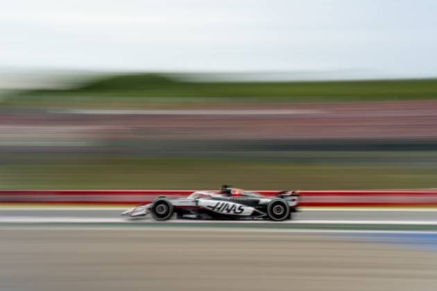 Esteban Ocon MoneyGram Haas F1 Team, France, 31 in VF 25, HUN, Formula 1 World Championship, Hungarian Grand Prix, Hungaroring, race, 2025 season, 03 08 2025 HUN, Formula 1 World Championship, Hungarian Grand Prix, Hungaroring, race, 2025 season, 03 08 2025 Budapest Copyright: xEibner-Pressefoto MarcelxFischerx EP_MFI