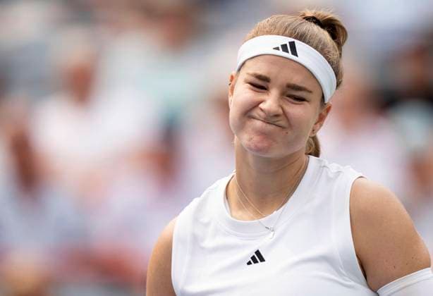 August 3, 2025, Montreal, Pq, Canada: Karolina Muchova of Czechia reacts during her game against Madison Keys of the United States during round of 16 tennis action at the National Bank Open in Montreal, Sunday, Aug. 3, 2025. Canada News - August 3, 2025  - ZUMAc35_ 20250803_zaf_c35_042 Copyright: xChristinnexMuschix