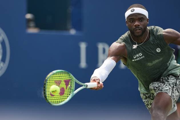 ATP, Tennis Herren Masters 1000 National Bank Open Toronto Presented by Rogers 2025 - Day 9 Frances Tiafoe of the United States of America plays a forehand against Alex De Minaur of Australia during the Men s Singles round of 16 match on day 9 of the ATP Masters 1000 National Bank Open at Sobeys Stadium. on August 3, 2025 in Toronto, Canada. (Photo by Leonardo Ramirez Eyepix Group) Copyright: xLeonardoxRamirezx xEyepixxGroupx LR-01082025-05707
