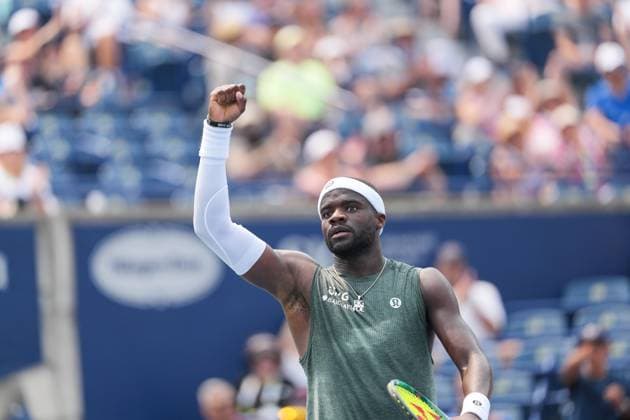 ATP, Tennis Herren Masters 1000 National Bank Open Toronto Presented by Rogers 2025 - Day 9 Frances Tiafoe of the United States of America celebrates a point against Alex De Minaur of Australia during the Men s Singles round of 16 match on day 9 of the ATP Masters 1000 National Bank Open at Sobeys Stadium. on August 3, 2025 in Toronto, Canada. (Photo by Leonardo Ramirez Eyepix Group) Copyright: xLeonardoxRamirezx xEyepixxGroupx LR-01082025-06331