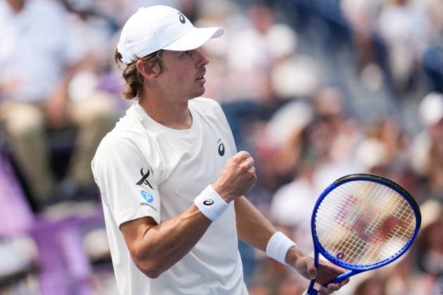 August 3, 2025, Toronto, Ontario, Canada: Alex De Minaur of Australia celebrates a point against Frances Tiafoe of the United States of America during the Men s Singles round of 16 match on day 9 of the ATP, Tennis Herren Masters 1000 National Bank Open at Sobeys Stadium. on August 3, 2025 in Toronto, Canada. Toronto Canada - ZUMAe321 20250803_zsa_e321_026 Copyright: xLeonardoxRamirezx