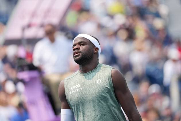 August 3, 2025, Toronto, Ontario, Canada: Frances Tiafoe of the United States of America reacts against Alex De Minaur of Australia during the Men s Singles round of 16 match on day 9 of the ATP, Tennis Herren Masters 1000 National Bank Open at Sobeys Stadium. on August 3, 2025 in Toronto, Canada. Toronto Canada - ZUMAe321 20250803_zsa_e321_052 Copyright: xLeonardoxRamirezx