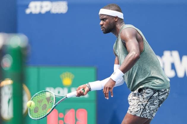 August 3, 2025, Toronto, Ontario, Canada: Frances Tiafoe of the United States of America plays a forehand against Alex De Minaur of Australia during the Men s Singles round of 16 match on day 9 of the ATP, Tennis Herren Masters 1000 National Bank Open at Sobeys Stadium. on August 3, 2025 in Toronto, Canada. Toronto Canada - ZUMAe321 20250803_zsa_e321_072 Copyright: xLeonardoxRamirezx