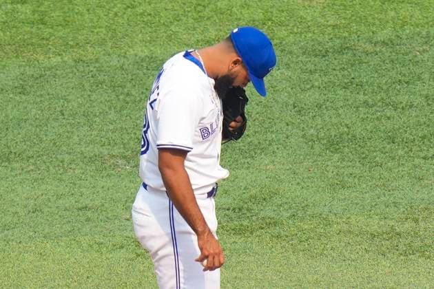 August 3, 2025, Toronto, On, CAN: Toronto Blue Jays pitcher Seranthony DomoÂ­nguez (48) reacts as he is pulled from the game after Kansas City Royals Tyler Tolbert hits a two run RBI single during tenth inning MLB, Baseball Herren, USA baseball action in Toronto on Sunday August 3, 2025. Canada News - August 3, 2025  - ZUMAc35_ 20250803_zaf_c35_093 Copyright: xChrisxYoungx
