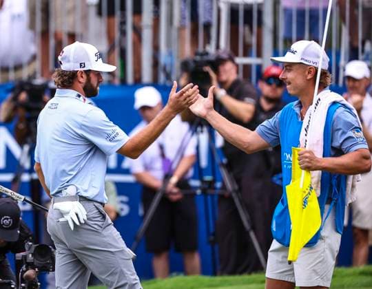 August 3, 2025: Cameron Young won the Wyndham Championship with a score of 22 under, celebrates with his caddie. Fourth round, 2025 Wyndham Championship, Sedgefield Country Club in Greensboro, North Carolina. CSM Greensboro United States of America - ZUMAc04_ 20250803_zma_c04_077 Copyright: xDavidxBeachx