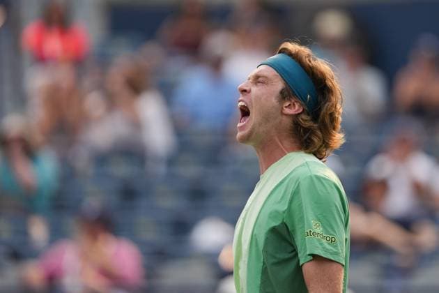 August 3, 2025, Toronto, Ontario, Canada: Andrey Rublev of Russia celebrates after winning second set against Alejandro Davidovich Fokina of Spain during the Men s Singles round of 16 match on day 9 of the ATP, Tennis Herren Masters 1000 National Bank Open at Sobeys Stadium. on August 3, 2025 in Toronto, Canada. Toronto Canada - ZUMAe321 20250803_zsa_e321_109 Copyright: xLeonardoxRamirezx
