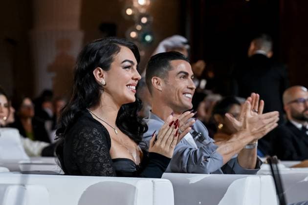Globe Soccer Awards 2024 DUBAI, UNITED ARAB EMIRATES - DECEMBER 27: Al-Nassr player Cristiano Ronaldo (2nd L) and Georgina Rodriguez (L) attend the Globe Soccer Dubai Awards 2024 as part of the Dubai International Sports Conference 2024 in Dubai, United Arab Emirates (UAE) on December 27, 2024. Dubai United Arab Emirates. Editorial use only. Please get in touch for any other usage.  Copyright: x2025xAnadoluxWaleedxZeinx