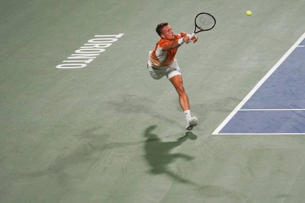 ATP, Tennis Herren Masters 1000 National Bank Open Toronto Presented by Rogers 2025 - Day 9 Jiri Lehecka of Czechia lunges to play a forehand against Taylor Fritz of the United States during the Men s Singles round of 16 match on day 9 of the ATP Masters 1000 National Bank Open at Sobeys Stadium. on August 3, 2025 in Toronto, Canada. (Photo by Leonardo Ramirez Eyepix Group) Copyright: xLeonardoxRamirezx xEyepixxGroupx LR-01082025-05722