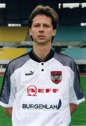 Football Austria B Z National player Peter Schoettel Portrait in Color Votava Vienna ATTENTION date estimated !ACHTUNG AUFNAHMEDATUM GESCHÄTZT!
