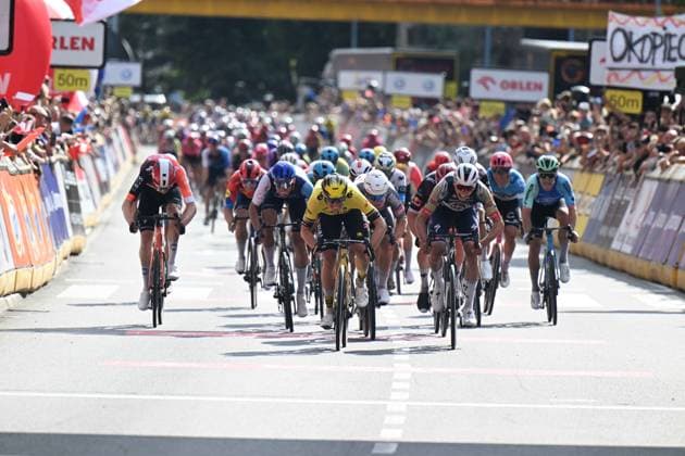 04-08-2025 Tour De Pologne; Tappa 01 Wroclaw - Legnica; 2025, Visma - Lease A Bike; 2025, Alpecin - Deceuninck; 2025, Soudal - Quick Step; Kooij, Olav; Plowright, Jensen; Magnier, Paul; Legnica; 