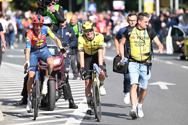 04-08-2025 Tour De Pologne; Tappa 01 Wroclaw - Legnica; 2025, Visma - Lease A Bike; 2025, Lidl - Trek; Kooij, Olav; Mollema, Bauke; Legnica; 