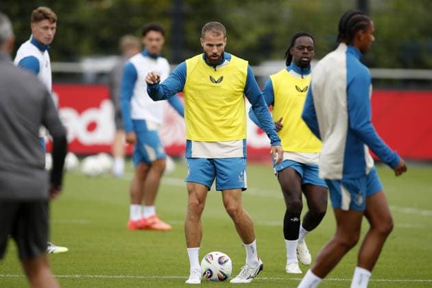 ROTTERDAM - Bart Nieuwkoop of Feyenoord during a training session at training complex 1908, prior to the third qualifying round Champions League match between Feyenoord and FenerbahoÂße, August 5, 2025 in Rotterdam, Netherlands. ANP BART STOUTJESDIJK xVIxANPxSportx xxANPxIVx 532855759 originalFilename: 532855759.jpg