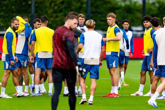 UEFA Champions League 2025-2026: training of Feyenoord Rotterdam - Bart Nieuwkoop of Feyenoord, Jan Plug of Feyenoord, Stephano Carrillo of Feyenoord during the training of Feyenoord in preparation of the UEFA Champions League qualification duel against Fenerbahce SK at Trainingscomplex 1908 on 5 August 2025 in Rotterdam, The Netherlands. Copyright: xYannickxVerhoevenx