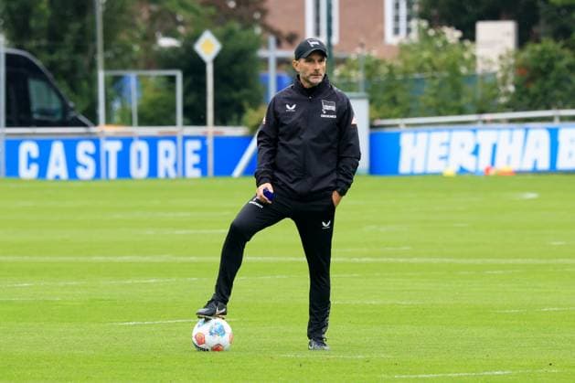 DEU, DFL, 2 FBL Hertha BSC, Training, 05 08 2025, Sportforum, Berlin, DEU, DFL, 2 FBL Hertha BSC, Training, im Bild Cheftrainer Stefan Leitl Hertha BSC Berlin DFL regulations prohibit any use of Photographs as image sequences and or quasi video nordphotoxGmbHx xEngler nph00076