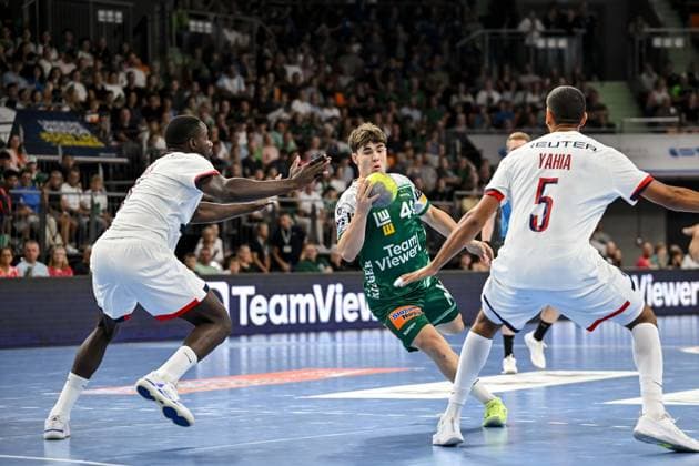 Karl Konan Paris Saint Germain , Elias Newel FRISCH AUF Goeppingen and Yahia Omar Paris Saint Germain battle for the ball during the Handball Friendly match between Frisch Auf Göppingen and Paris Saint Germain at ratiopharm Arena on August 5, 2025 in Neu Ulm, Germany Photo by Harry Langer DeFodi Images